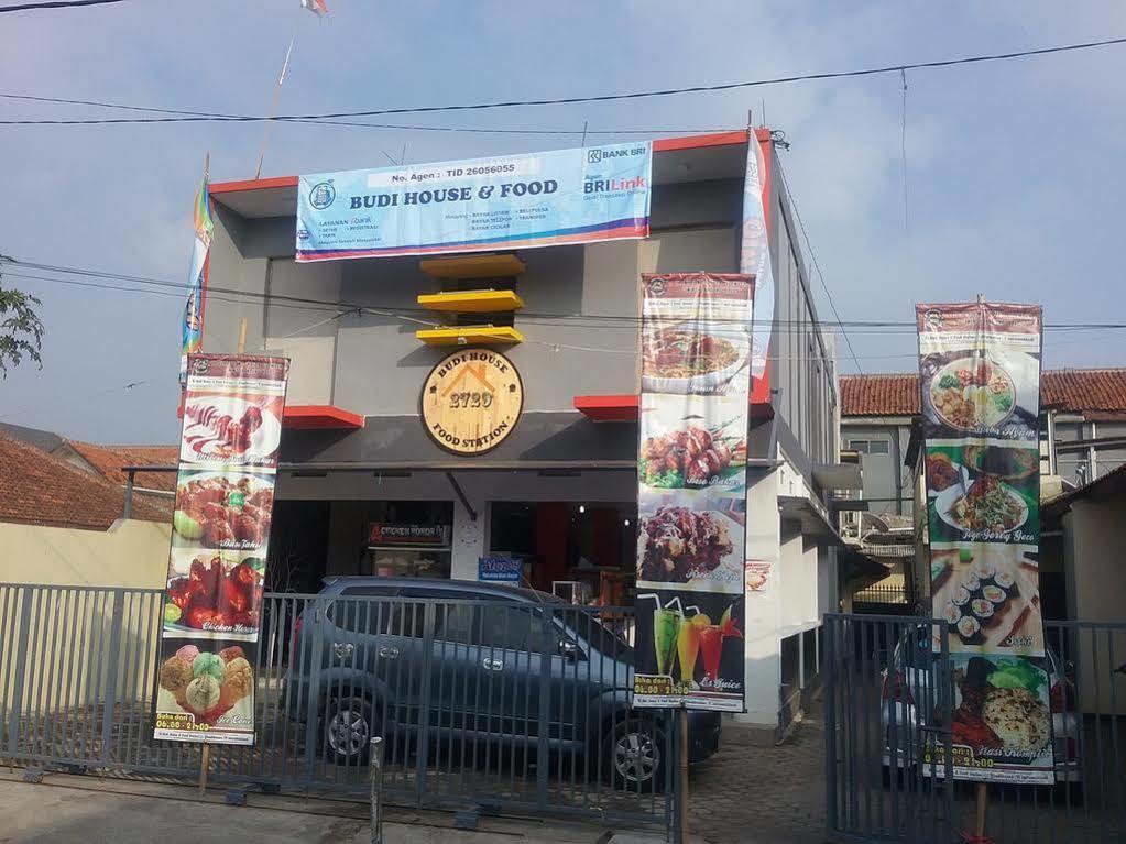 Budi House & Food Station Bandung Eksteriør billede